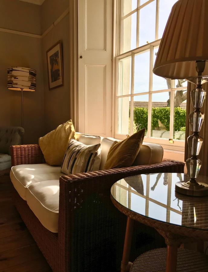 ボスキャッスル The Old Parsonage Bed & Breakfast エクステリア 写真